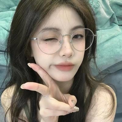 10号舱里的女人